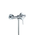 Nouveau design Faucet de bassin en laiton à manche unique